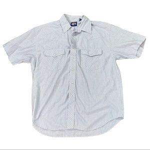 Men’s Falcon Bay pearl snap shirt size L
